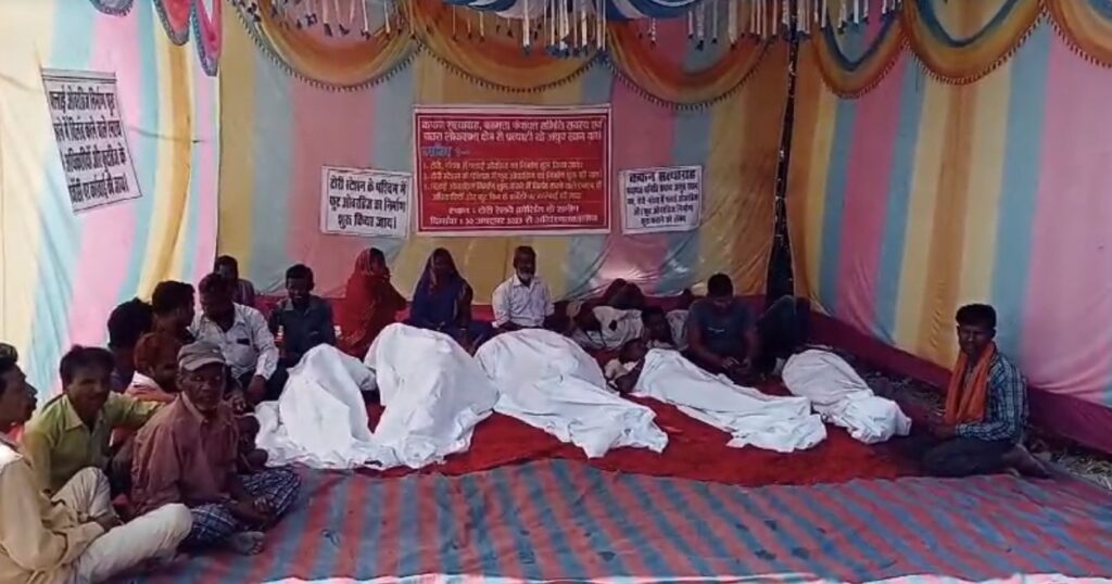 सपने में कफन में लाश देखना Seeing shroud in dream